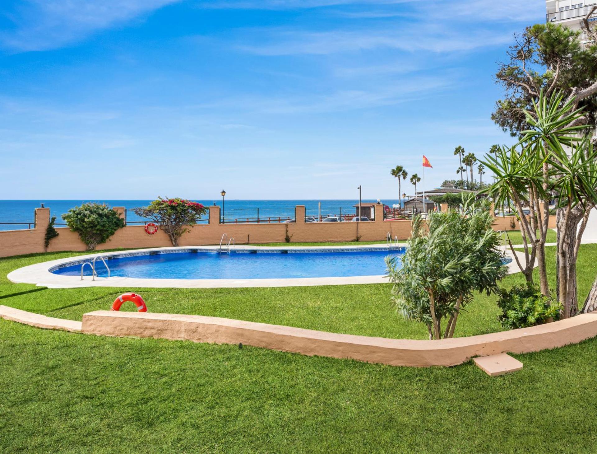 Beachfront Calahonda Apartment By Costarentals - Ref 89 Sitio de Calahonda エクステリア 写真