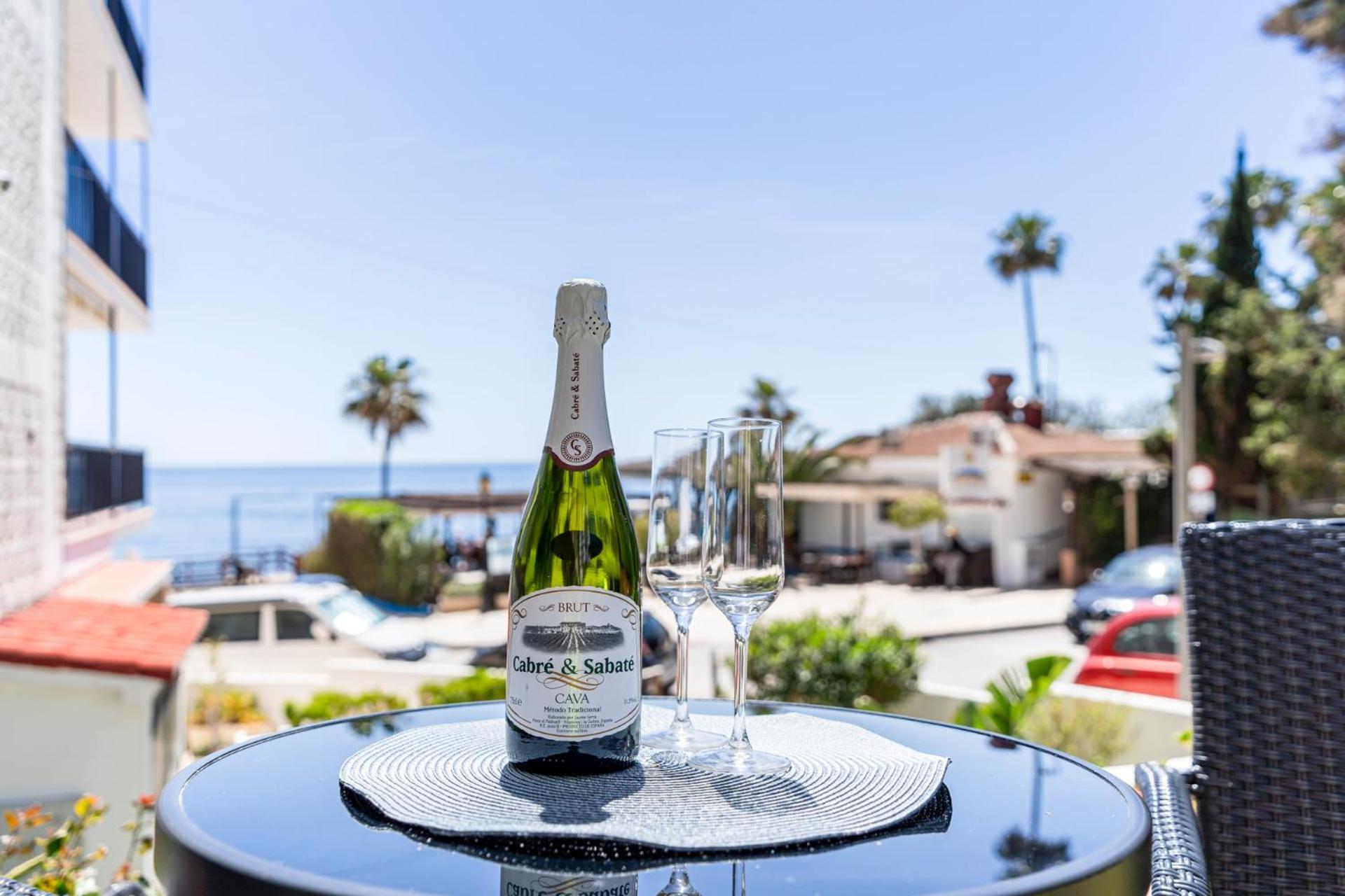 Beachfront Calahonda Apartment By Costarentals - Ref 89 Sitio de Calahonda エクステリア 写真