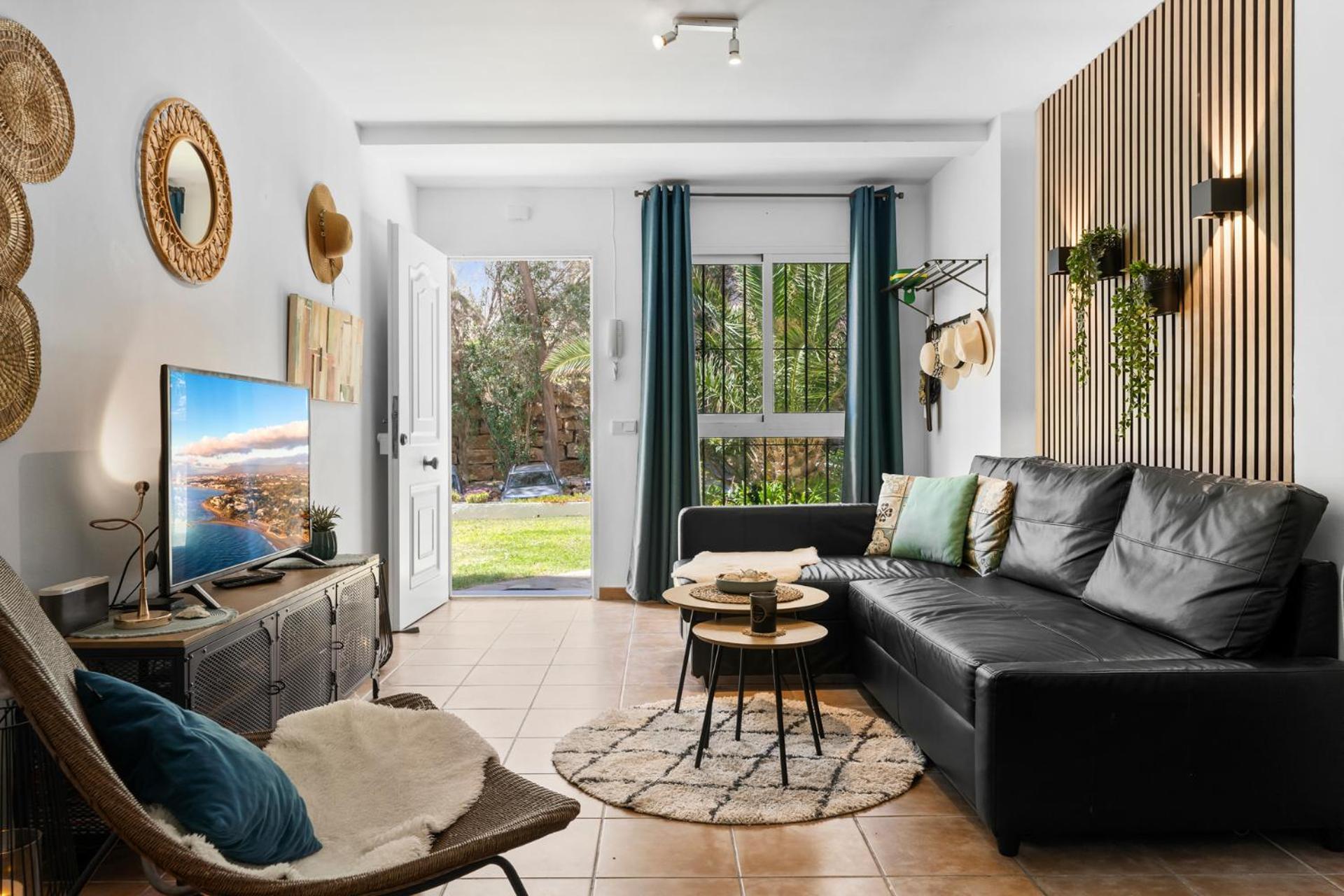 Beachfront Calahonda Apartment By Costarentals - Ref 89 Sitio de Calahonda エクステリア 写真
